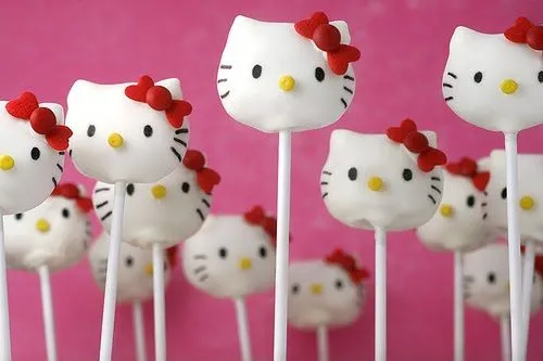 Ideas para decorar fiesta infantil de Hello Kitty - LaCelebracion.com