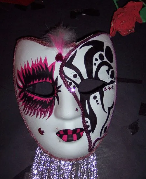 Como.decorar una mascara de yeso - Imagui