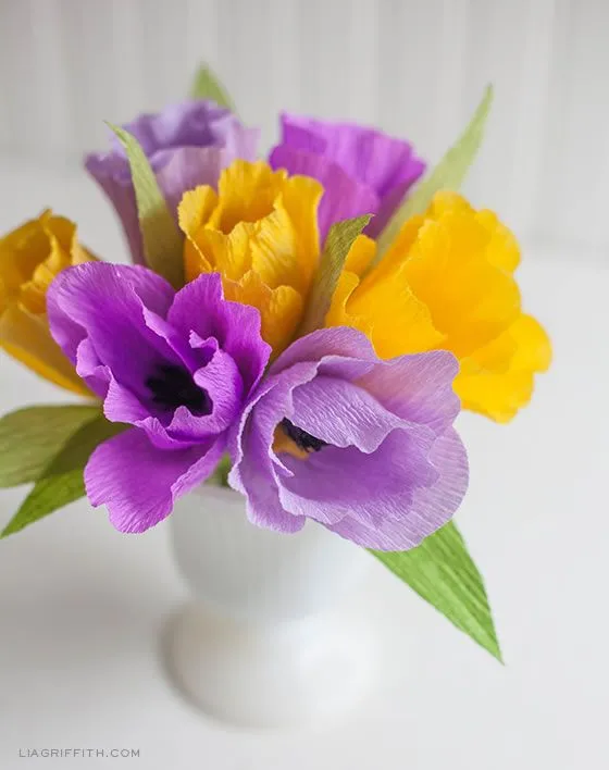 5 ideas para hacer tus propias flores de papel - Guía de MANUALIDADES