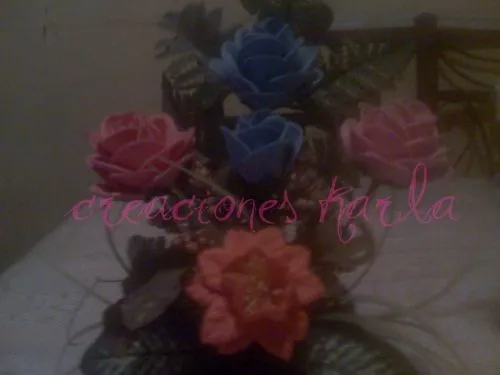 Imagen FLORES DE FOAMI TERMOFORMADO - grupos. Imagen FLORES DE FOAMI TERMOFORMADO - grupos.