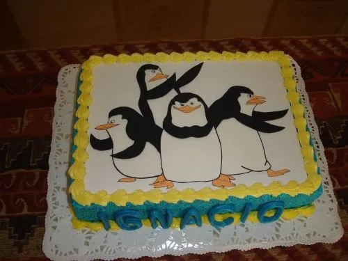 Torta de los pinguinos de madagascar - Imagui