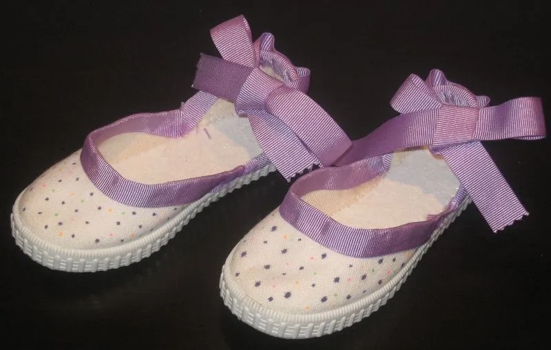Sandalias para niña decoradas - Imagui