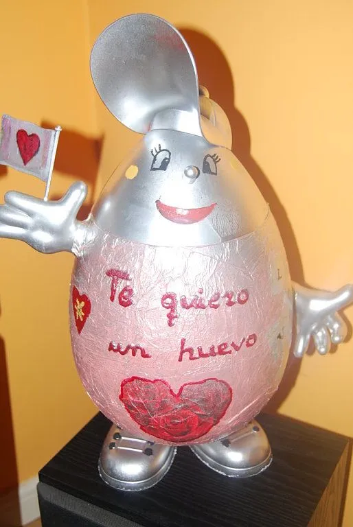 Imagenes de como decorar un huevo kinder - Imagui