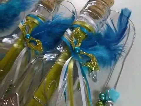 Invitación de XV años en botella con antifaz - YouTube