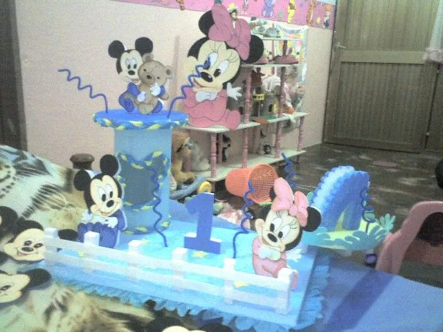 Imágenes de decoración de fiesta del bebé Mickey - Imagui