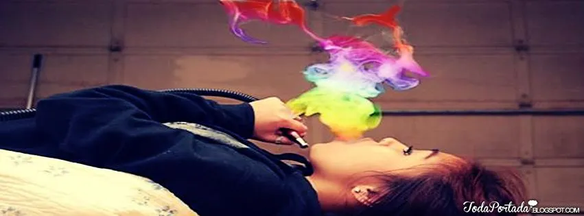 Imagenes de mujeres fumando humo de colores - Imagui