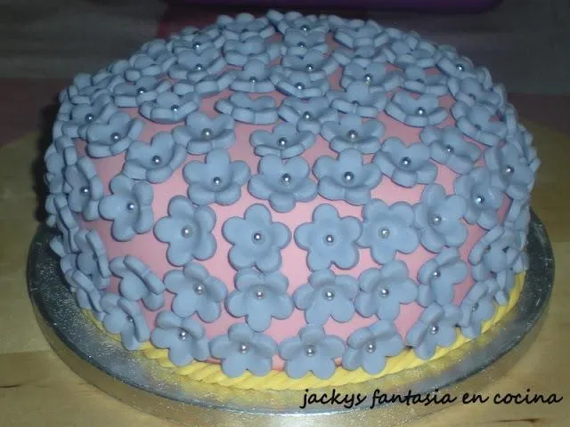 Fotos de tortas decoradas con crema infantiles - Imagui