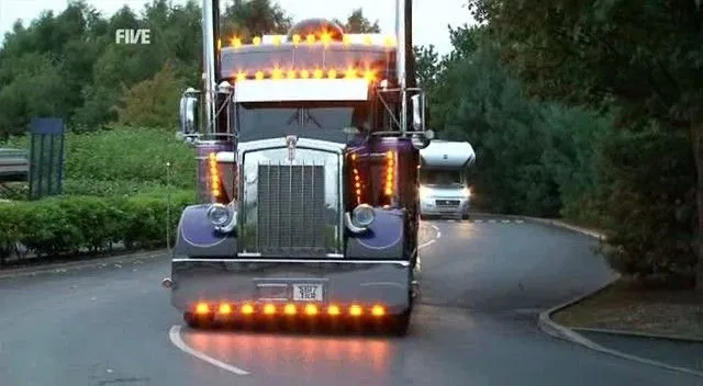IMCDb.org: Kenworth W-900 L in "Eddie Stobart: Trucks & Trailers ...