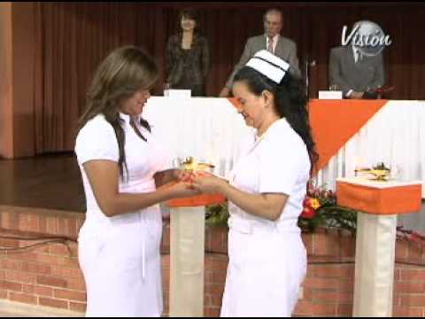 Imposición Tocas Segunda Promoción, Enfermeras UNAB 2011 - YouTube