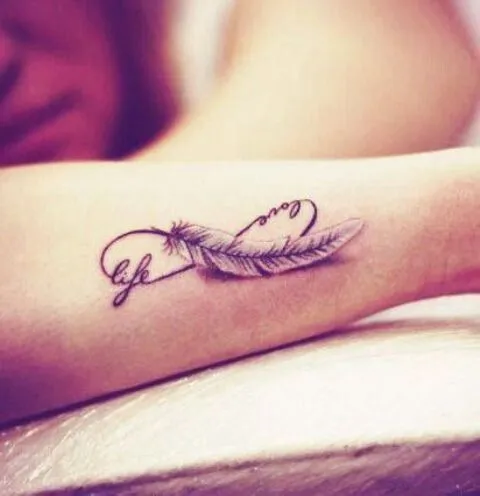 Infinito love life pluma tatuaje | Tatttoooos | Pinterest | Love ...