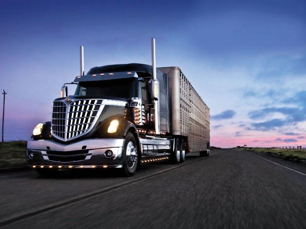 International LoneStar; El camión futurista - COSAS ÚNICAS International LoneStar; El camión futurista - COSAS ÚNICAS