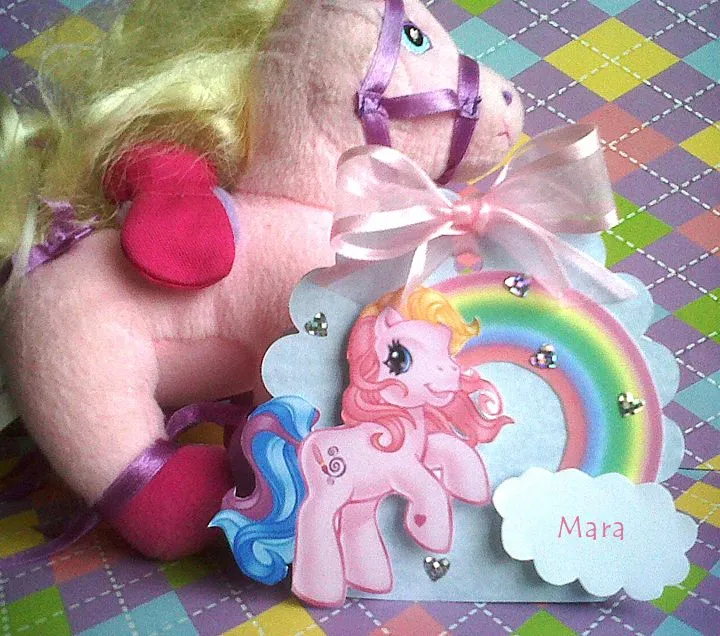 Invitación - souvenir con el motivo de My Little Pony, consiste en ...