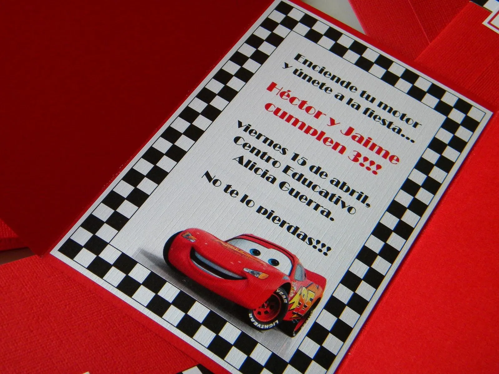 Handmade Arts and Crafts: Invitaciones de Cars para el cumple no. 3!