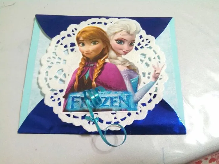 Tarjetas de invitación hechas a mano | Frozen para mi niña | Pinterest