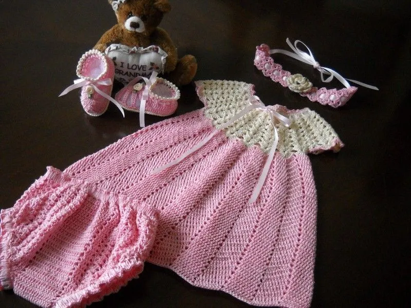 Irma, tejidos y...: Set para bebe recien nacida tejido en Petra #5 Irma, tejidos y...: Set para bebe recien nacida tejido en Petra #5
