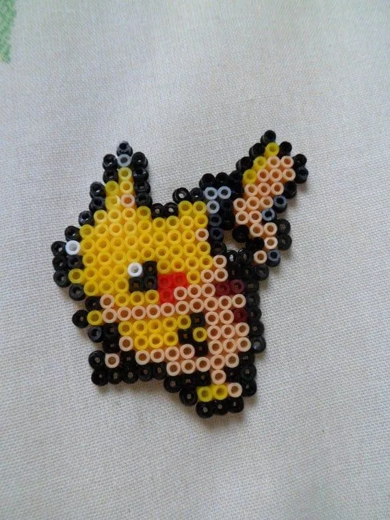 Items similar to Pokemon - Pikachu - Arte pixelado - Hamma beads ...