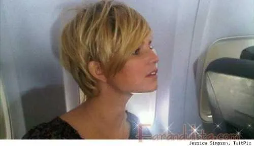 Jessica Simpson se ve linda con el cabello corto | Farandulista Jessica Simpson se ve linda con el cabello corto | Farandulista