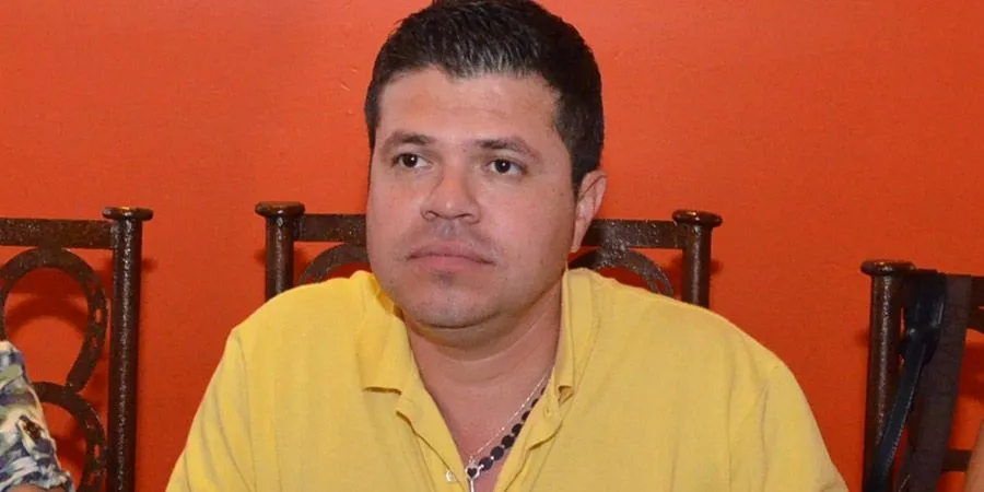 Jorge Medina se va de México por amenazas - Kebuena