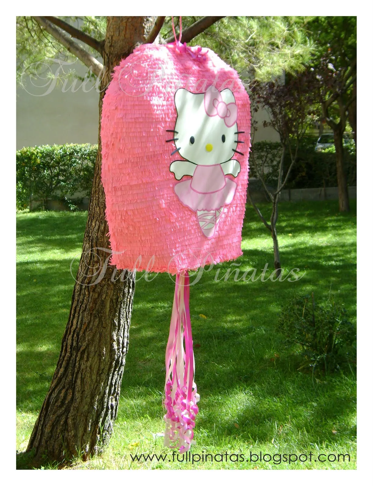 Full P: Piñata Hello Kitty para las Mellis Juana y Carolina