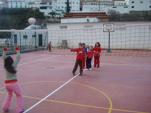 JUGANDO AL VOLEIBOL EN MULTIDEPORTE | Blog sobre Deportes en Abla JUGANDO AL VOLEIBOL EN MULTIDEPORTE | Blog sobre Deportes en Abla
