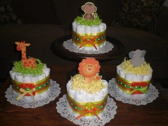 Jungle Monkey Safari Diaper Cake Baby por bearbottomdiapercakes