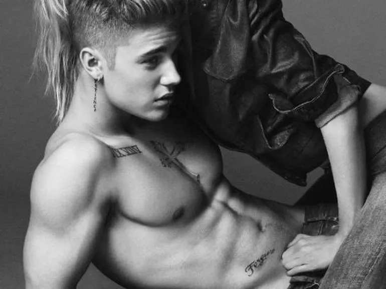 Justin Bieber se desnuda para Calvin Klein | Ocio y cultura | Cadena SER