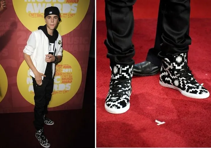 Justin Bieber con Zapatos chillon? - MANNY'S ENTERTAINMENT