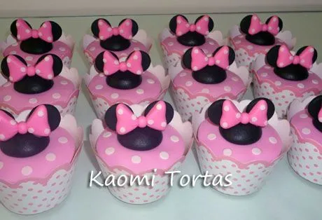 Kaomi Tortas: Cupcakes de Minnie Mouse
