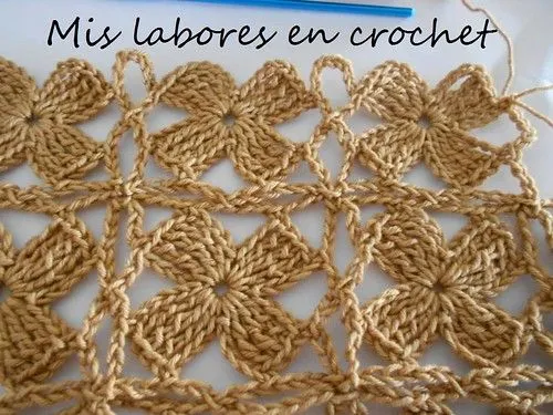 Mis labores en Crochet: Blusa de flores sin cortar hilo!!!