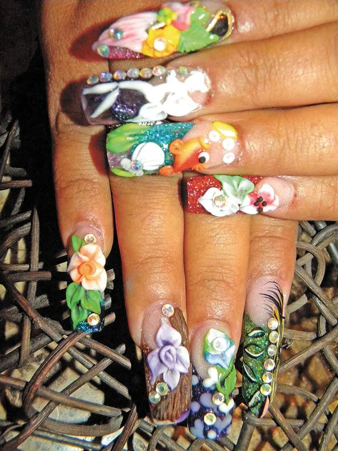 Latinas llevan las uñas en acrílico a nueva dimensión | masslive. Latinas llevan las uñas en acrílico a nueva dimensión | masslive.