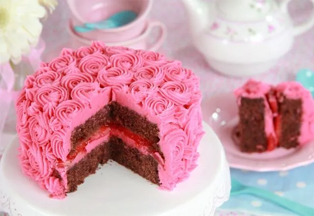 Layer cake de Chocolate y Fresa | Dulce sentimiento