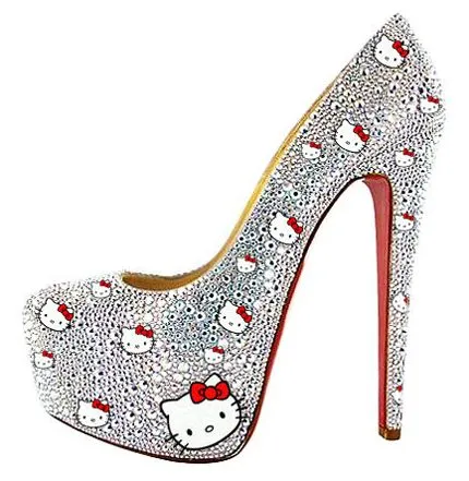 Legalmente en taco 12: Zapatos de Hello Kitty