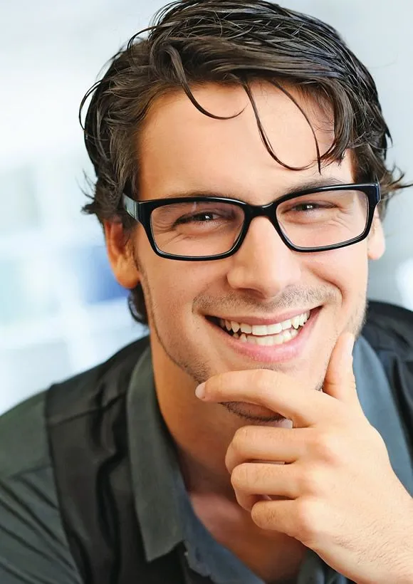 Los lentes, un aliado para los hombres modernos : Fiancee Bodas