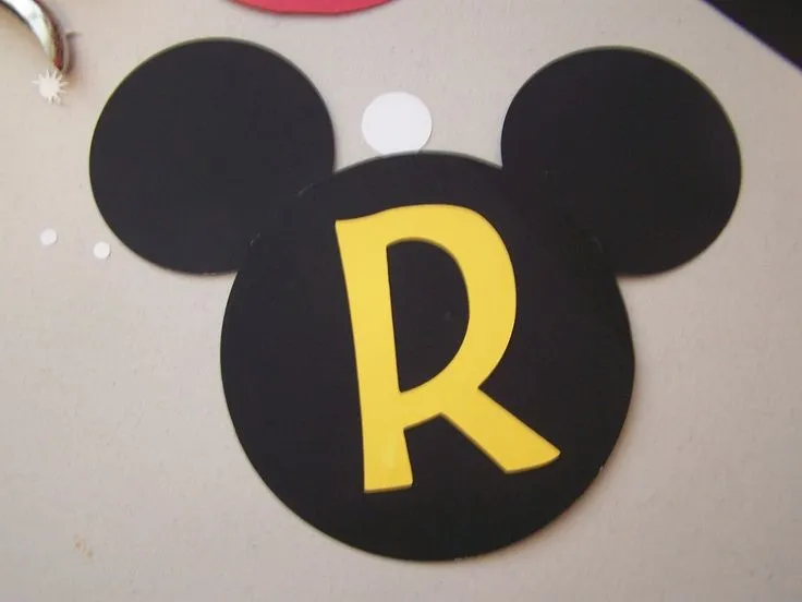 Letreros de feliz cumpleaños de Mickey Mouse - Imagui