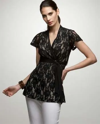 Lindos modelos de blusas con encaje | Web de la Moda