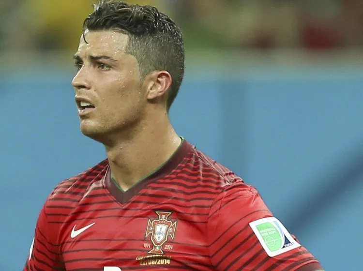 Nuevo look y poco juego: Las 10 caras de Cristiano Ronaldo frente ...