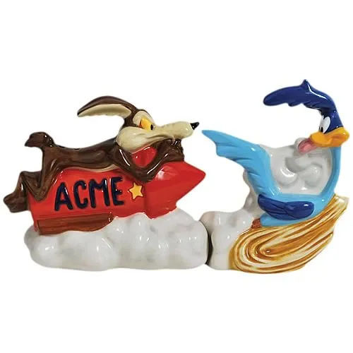 Looney Tunes Coyote and Road Runner Salt and Pepper Shakers ...
