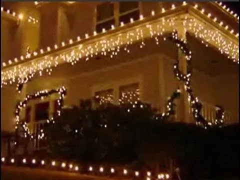 Cómo poner luces bonitas en tu casa por Navidad - YouTube