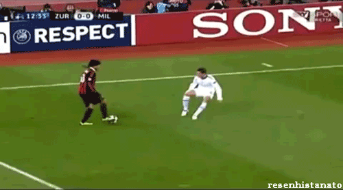 La Magia de Ronaldinho ~ Futbol Mundial