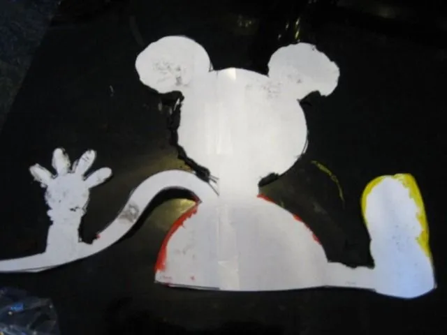 Making a Mickey Mouse Clubhouse Cake | Growing Our Green Beans Making a Mickey Mouse Clubhouse Cake | Growing Our Green Beans