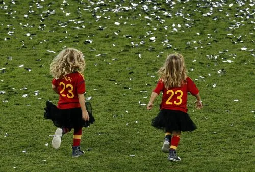 Mamá, esto no es fútbol, es España” | Me crecen los enanos