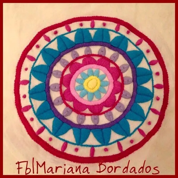 Mandala bordada a mano con Lana - Fb| Mariana Bordados | Bordado ...