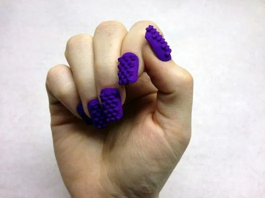 Manicure high-tech: Uñas acrílicas 3D TheLaserGirl | Viste la Calle