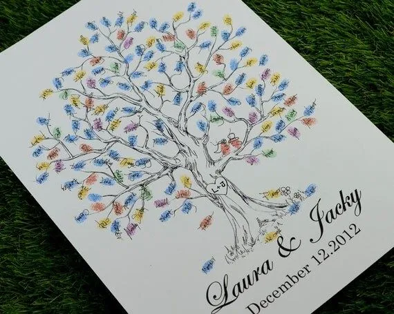Mano dibujado huellas dactilares boda árbol Print por LiWedding