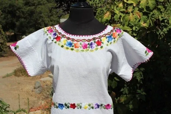 Mano tradicional bordado blusa mexicana con flores por RanchoAlpino
