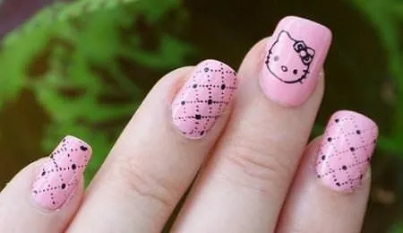 Todo Sobre Manos y Pies: Lindos Diseños de Uñas de Hello Kitty