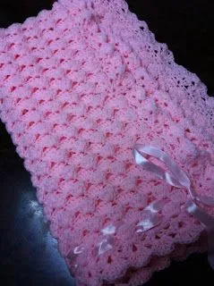 Pañoletas para bebé en crochet - Imagui