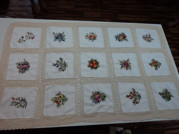 Manteles on Pinterest | Crochet Tablecloth, Tablecloths and Filet ...