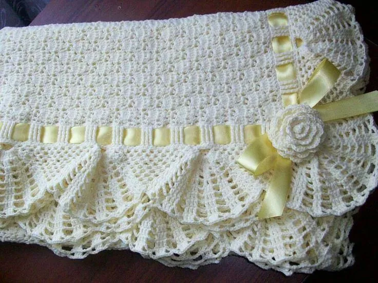 Mantillas bebé a crochet - Imagui