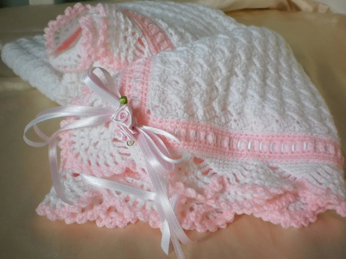 Mantilla/ Mantita Para Bebé Tejida A Mano Al Crochet | Tejidos ... Mantilla/ Mantita Para Bebé Tejida A Mano Al Crochet | Tejidos ...
